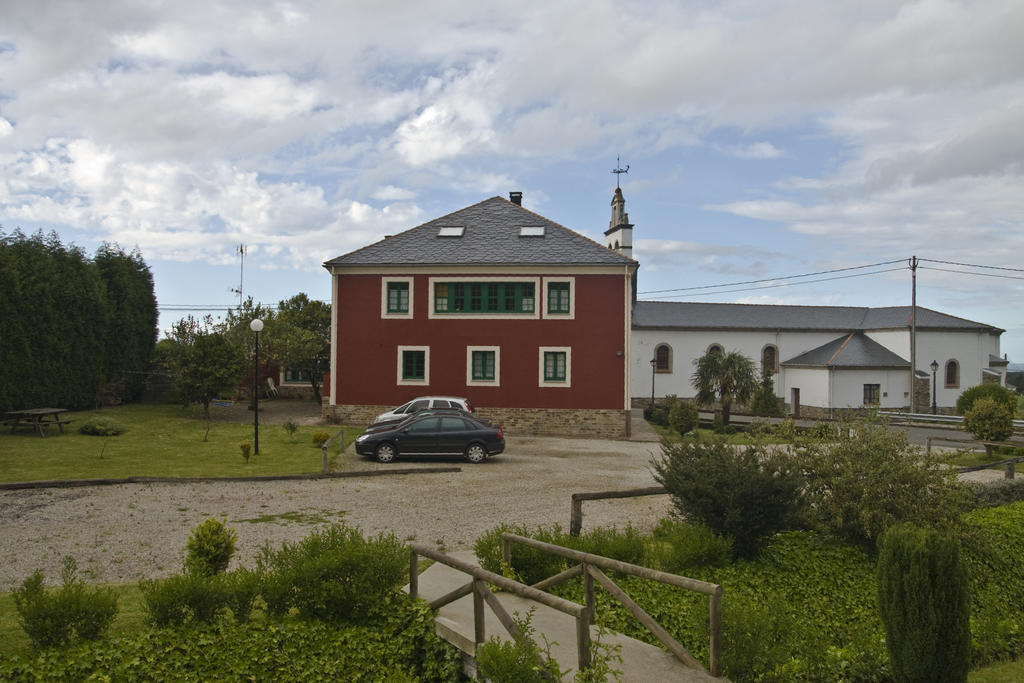 La Rectoral De San Juan Pension El Franco Buitenkant foto