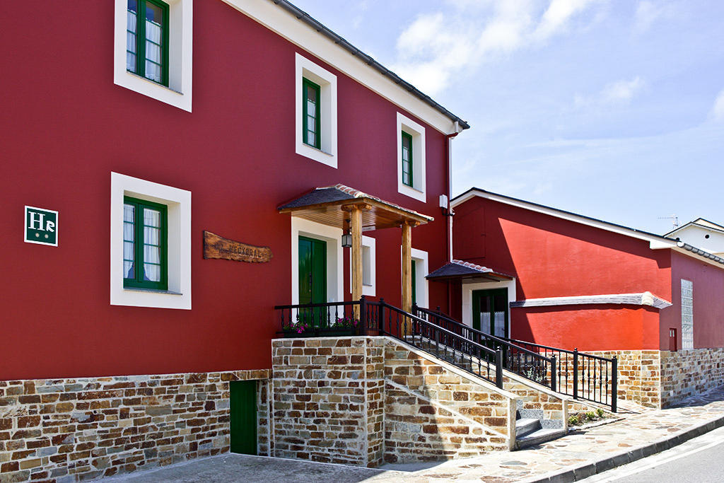 La Rectoral De San Juan Pension El Franco Buitenkant foto